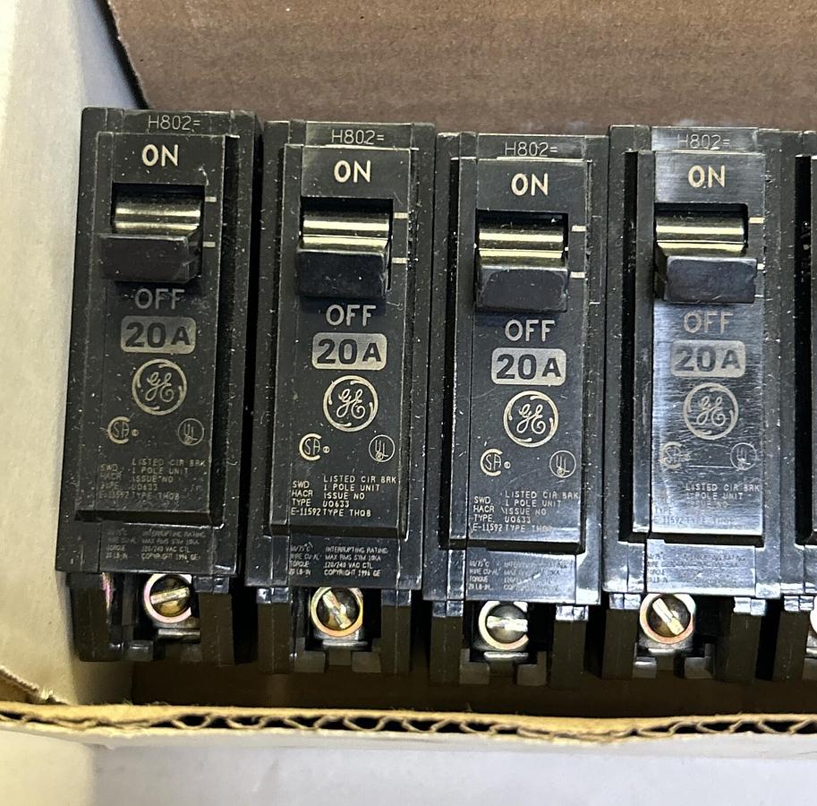 Used GENERAL ELECTRIC,HACR,CIRCUIT BREAKER 20A 120/240V 1P LOT OF 10