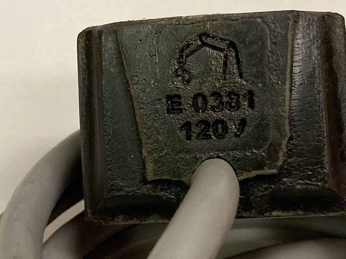 Used UNBRANDED,E-0381,Controlled Automation Vibratory Feeder Coil 120V