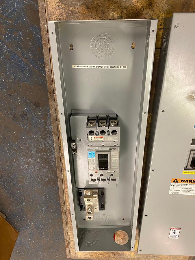 Used Siemens,F6N1S,250A FD63F250 Circuit Breaker Enclosure 600V