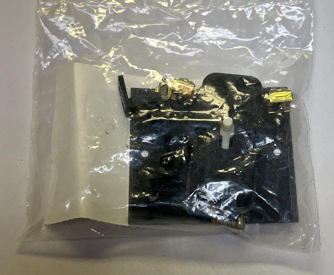 Used JOSLYN CLARK,KHP-M10,AUXILLARY CONTACT NEW