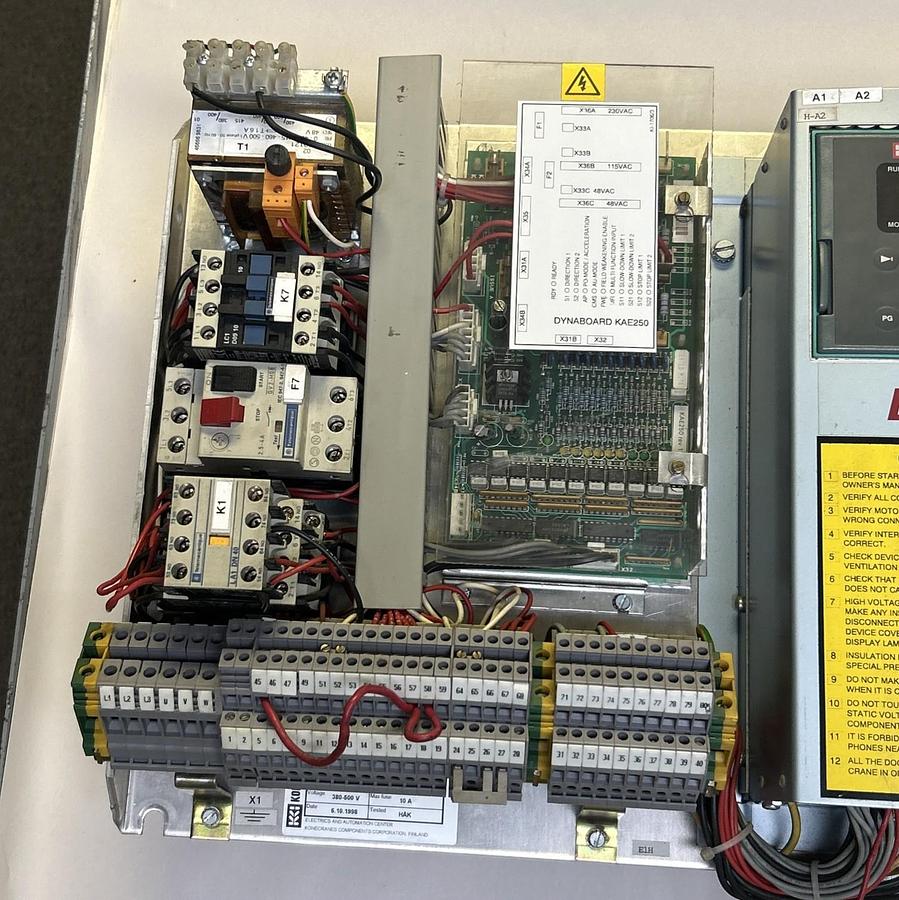 Used KONECRANES DYNAC VECTOR,DYNACV4.0F43-B-L-P-0-0,CRANE DRIVE UNIT 7KVA 380-500V