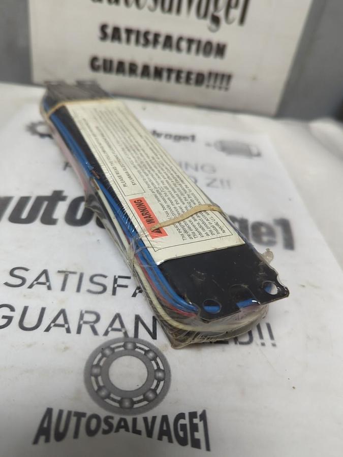 SLYVANIA,QTP 2X32T8/UNV ISN-SC,FLUORESCENT LAMP BALLAST NOS