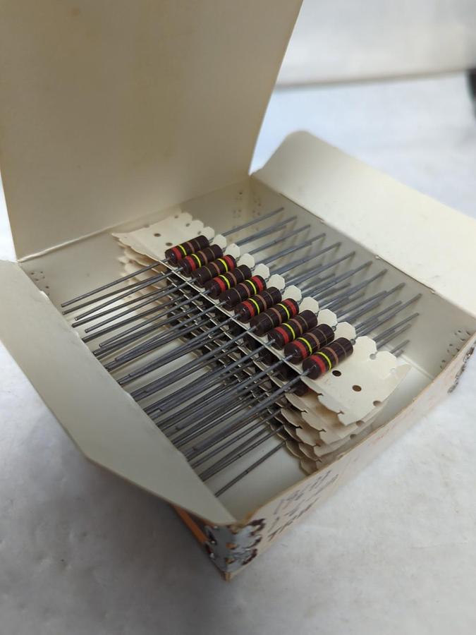 TRW,BWH-240,GENERAL PURPOSE RESISTOR 240 OHMS 5% TOL BOX OF 50 PCS NOS