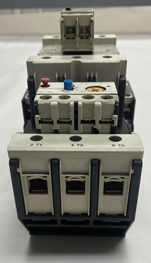 Used FUJI,SC-E4,CONTACTOR WITH TK-E3 OVERLOAD RELAY