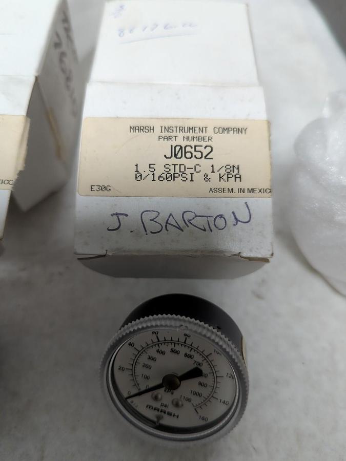 MARSH,J0652,GAUGE 0-160 PSI 1-1/2 INCH LOT OF 2 NOS