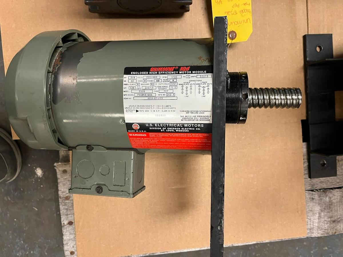 Used US MOTORS,E526,UNIMOUNT 125 MOTOR 3/4HP 1730RPM 480 3PH
