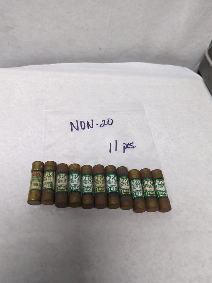 Used COOPER BUSSMANN,NON-20,ONE-TIME 20 AMP FUSES LOT OF 11 PRE-OWNED