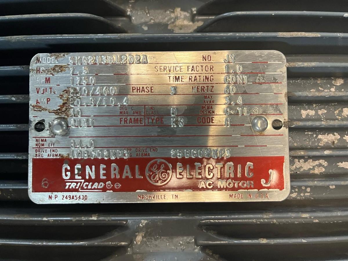 Used PATERSON,IB559NBIUAOOAO4,GEAR REDUCER SHFT DIA 2.75" RATIO 26.56 7.5HP  65.9RPM