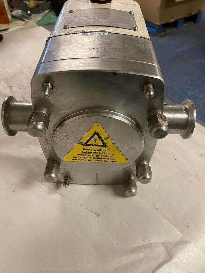 Used APV Crepaco,M1-021-10,Displacement Pump 145 P.S.I.G. 960RPM