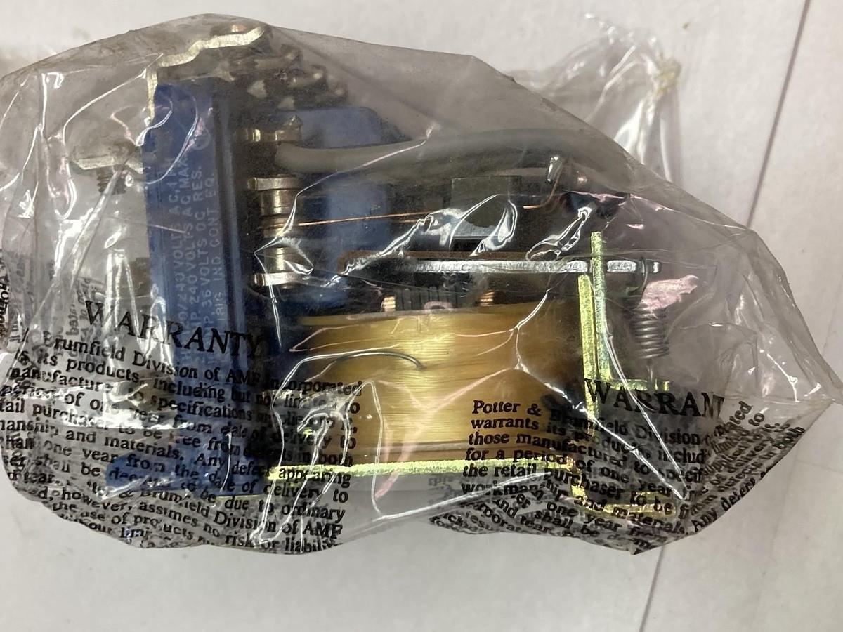 Potter & Brumfield,452 PM17AY,Power Relay 120Vac 25A