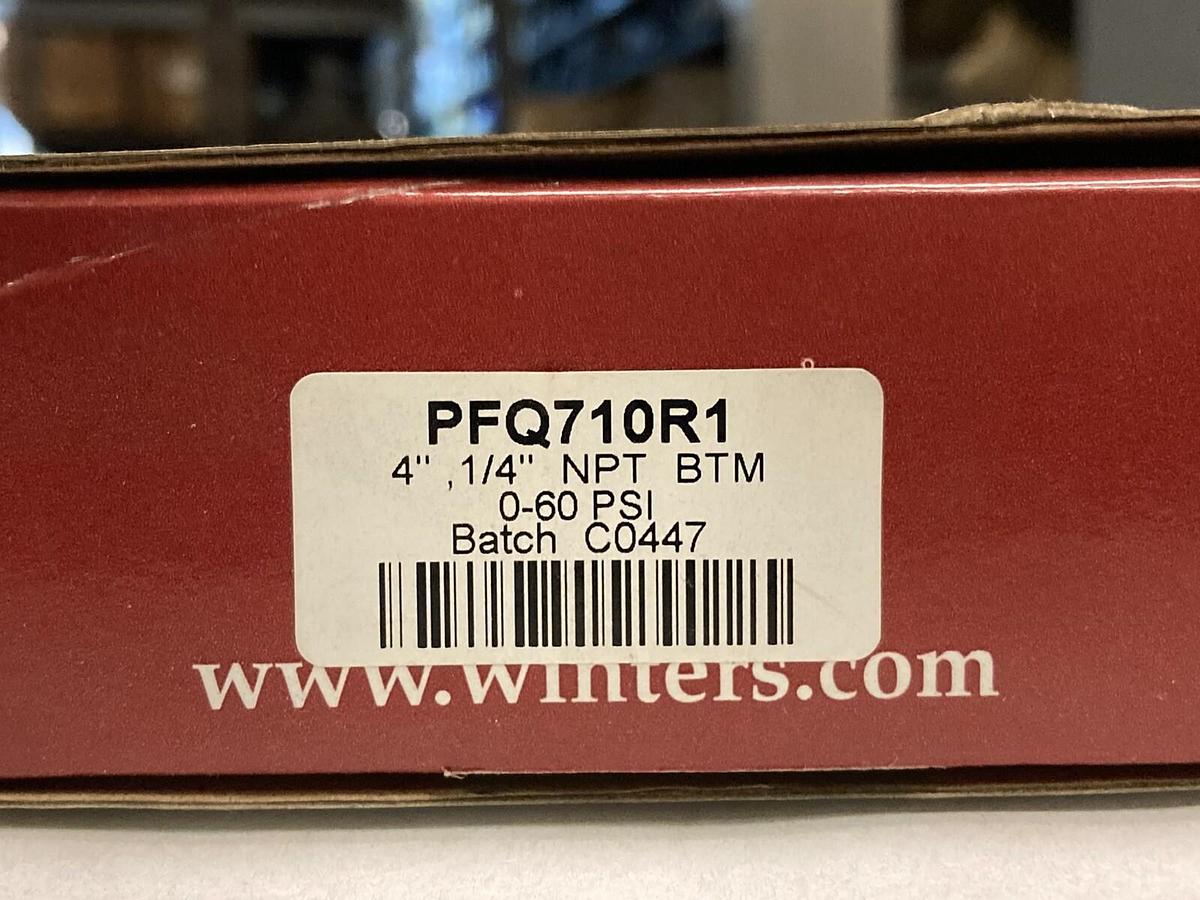 Winters Gauge,PFQ710R1,4 INCH Face SS Case 1/4 INCH NPT 0-60 PSI