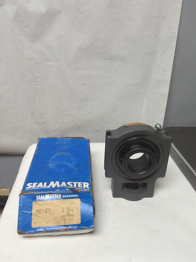 SEALMASTER,MST-27,TAKE-UP BEARING 1-11/16 INCH BORE NOS