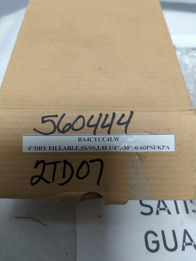 WEKSLER,BA4CYCC4LW,PRESSURE GAUGE 4 IN 1/4 IN NPT -30IN-0-60PSI/KPA NOS