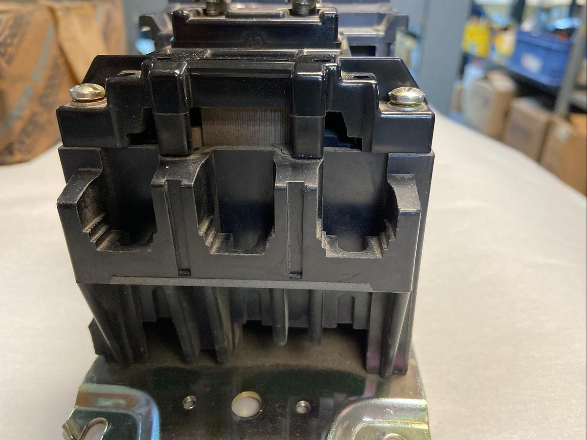 Used Allen Bradley,500-COD930,Size 2 Contactor 115-120V Coil