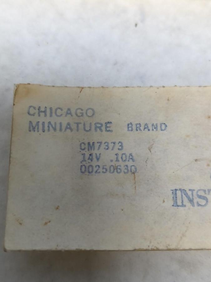 CHICAGO MINIATURE,CM7373,MINIATURE BULBS LOT OF 20 NOS