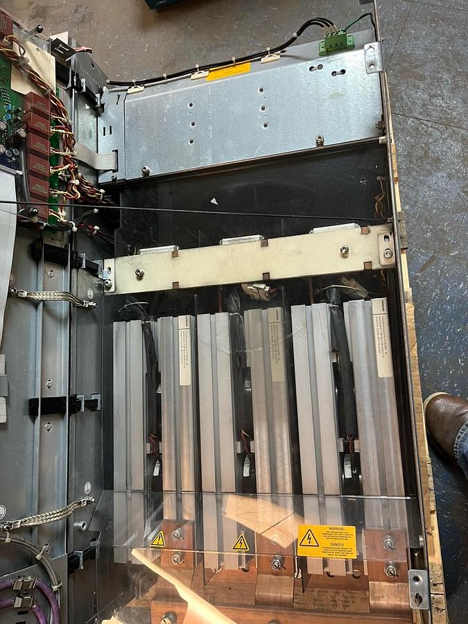 Used SIEMENS,6RA7095-4KV62-0-Z,SIMOREG DC CONVERTER DRIVE 2000A OUTPUT
