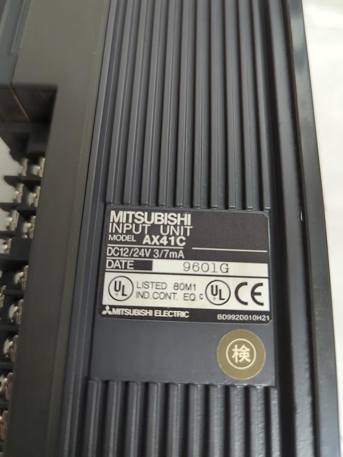 Used MITSUBISHI,AX40Y1C,MELSEC INPUT UNIT MISSING DOORS PRE-OWNED