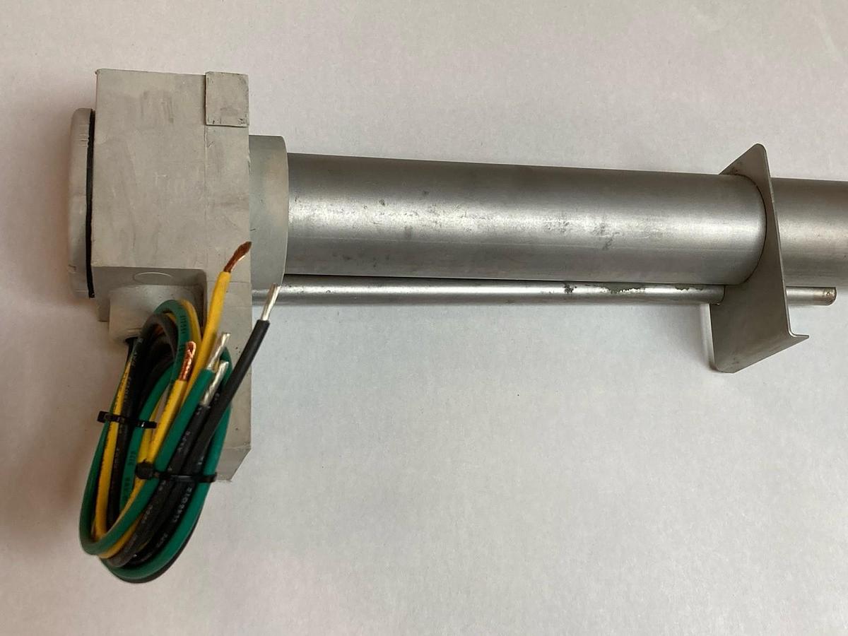 Used Process Technology,F8447-P1,Industrial Duct Temperature Sensor 8000 Watts 480V