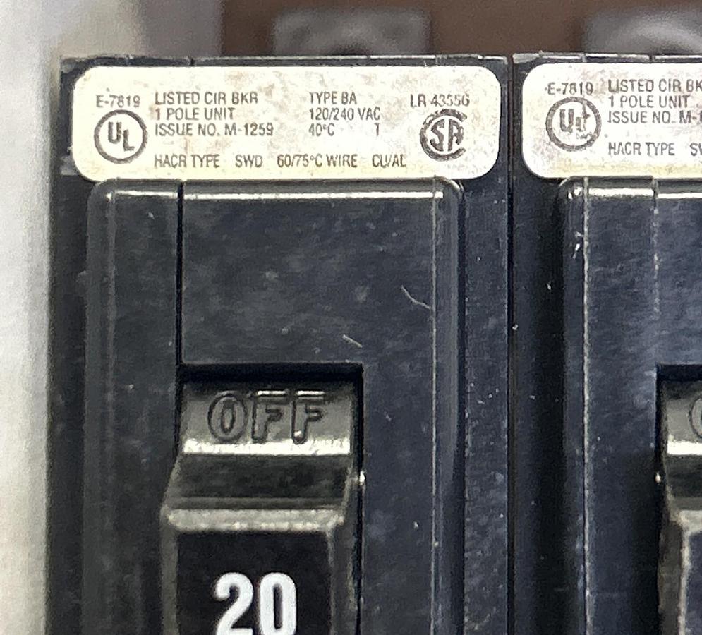 Used CUTLER-HAMMER,BA120,CIRCUIT BREAKER 20A 120/240V 1P LOT OF 10