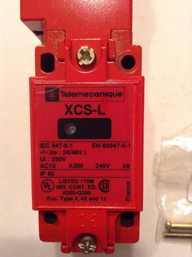 Telemecanique Schneider Electric,XCSL767B3,Limit Switch