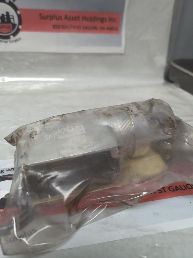 GPU PENELEC,972H,BACKSHELL CONNECTOR NOS