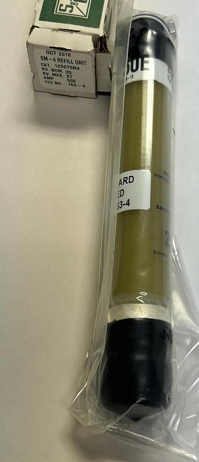 Used S&C ELECTRIC,123075R4,SM-4 FUSE REFILL 50EA 25KV NEW