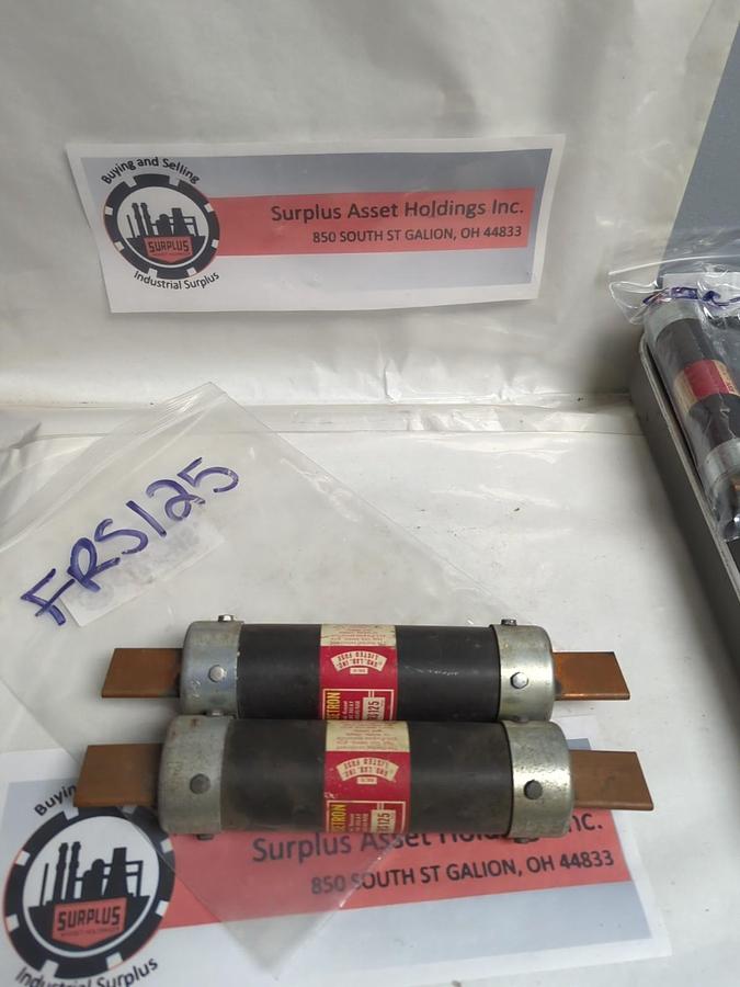 Used COOPER BUSSMANN,FRS-125,FUSETRON 125 AMP FUSE LOT OF 2 PRE-OWNED