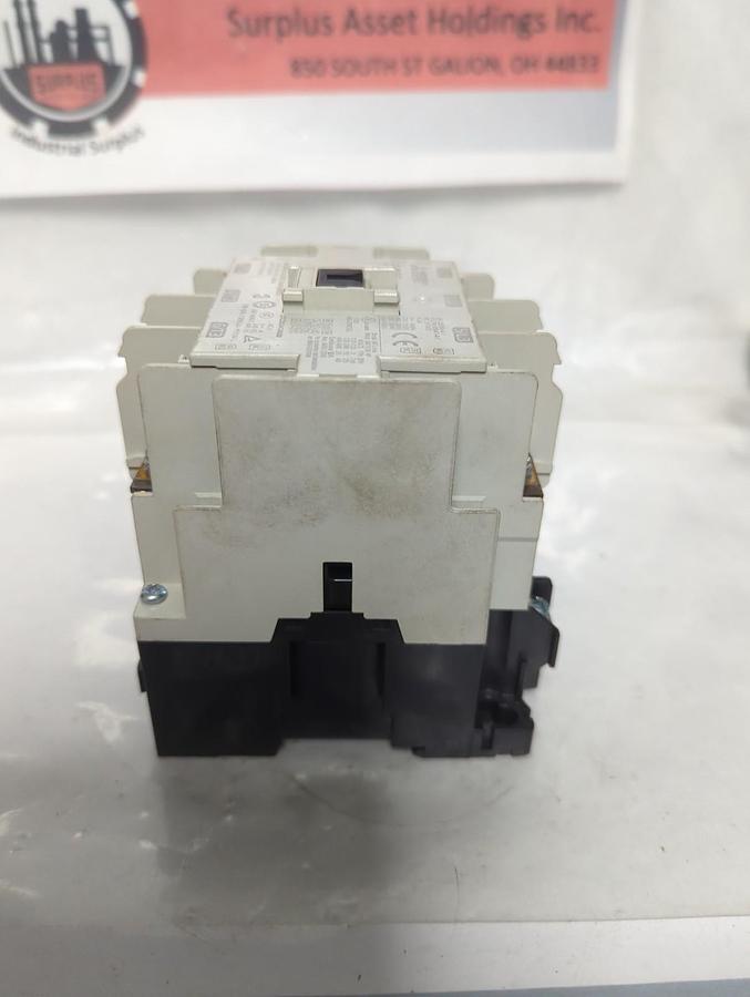 Used MITSUBISHI,S-T65,MAGNETIC CONTACTOR PRE-OWNED