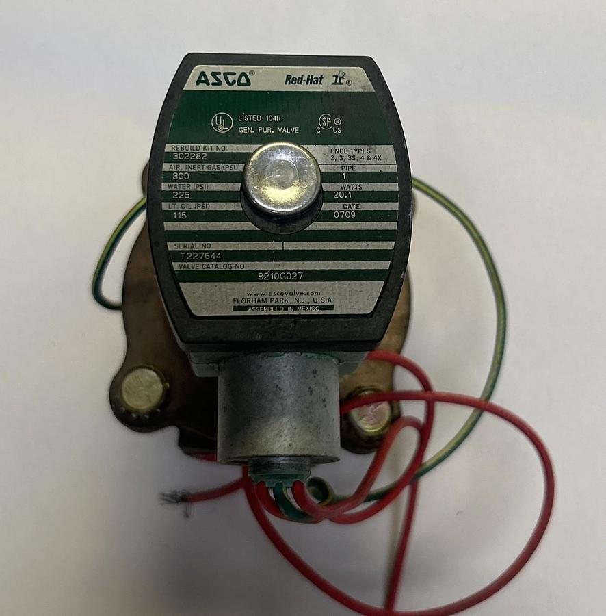 Used ASCO,8210G027,SOLENOID VALVE 1INCH