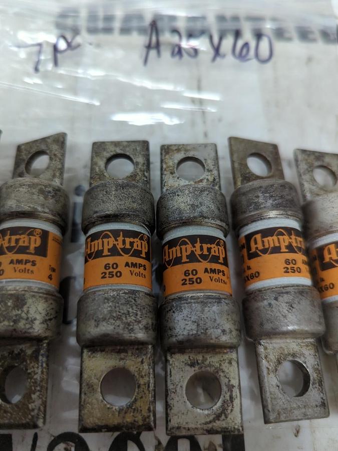 CHASE SHAWMUT,A25X60,AMPTRAP FORM 101 FUSES LOT OF 7 NOS