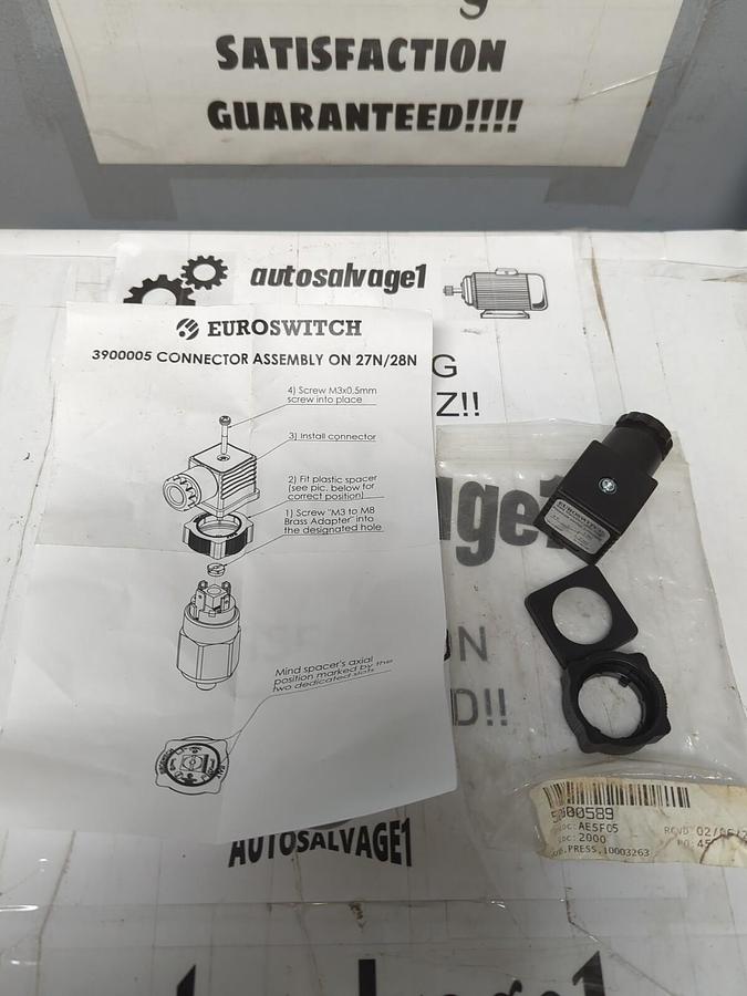 EUROSWITCH,3900005,CONNECTOR ASSEMBLY PRESSURE SWITCH 27N/26N NOS