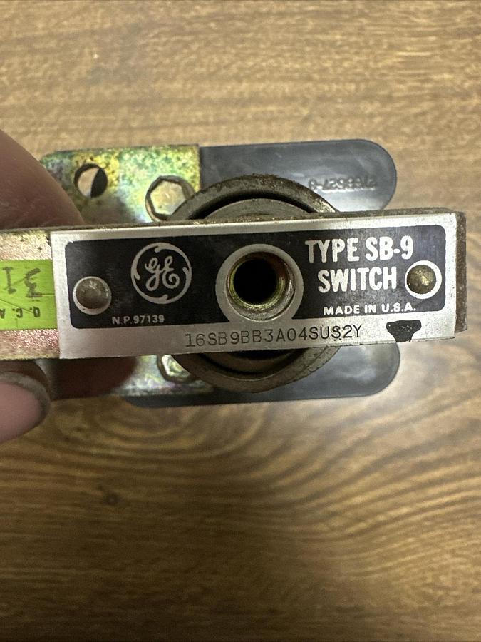 Used General Electric,16SB9BB3A04SUS2Y,SB-9 Rotary Switch