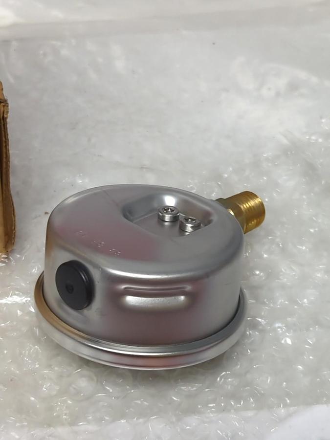 WIKA,9767150-0002,GAUGE RANGE 3000PSI 1/4 IN NPT BOTTOM CONNECTION 2-1/2 IN FACE