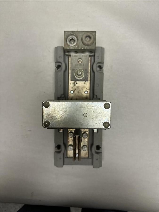Used ITE,JN-425,400 Amp Fused Disconnect Replacement Contact Block (G009)