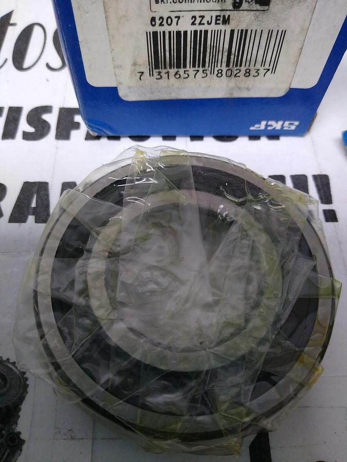 Used SKF,6207- 2ZJEM 6207- 2RSJEM,Deep Groove Ball Bearings Lot of 2 NOS