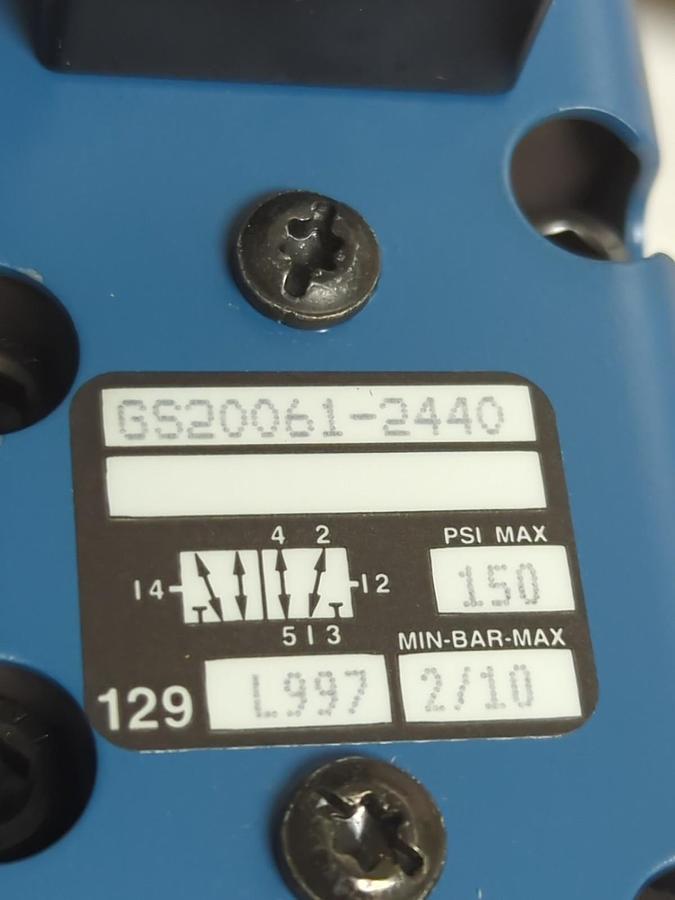 REXROTH,GS-020061-02440,CERUM SOLENOID VALVE NOS