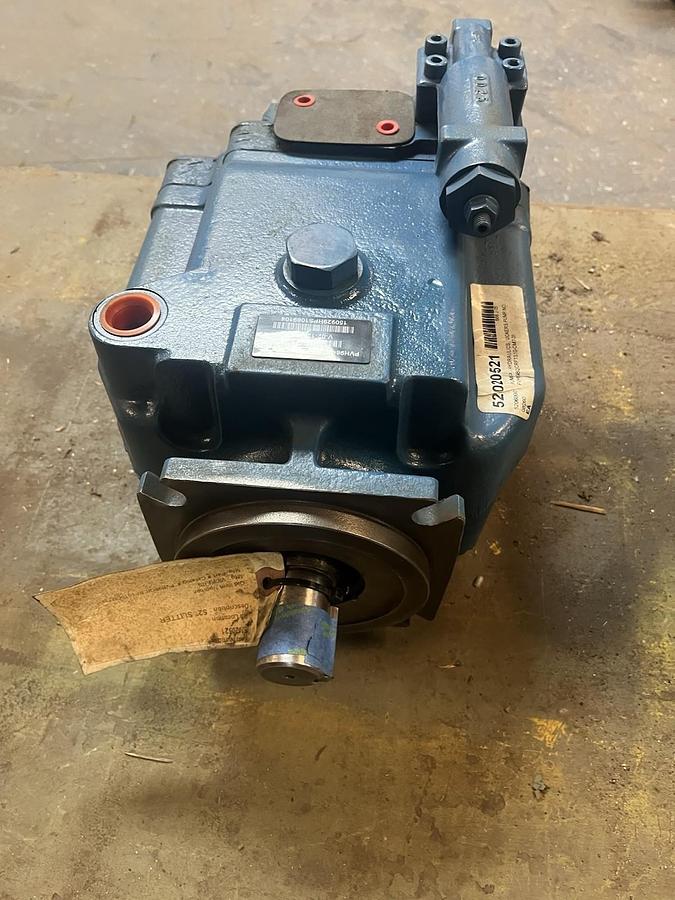 Used VICKERS,PVH98QIC-RF-1S-10-CM7-31,HYDRAULIC PISTON PUMP