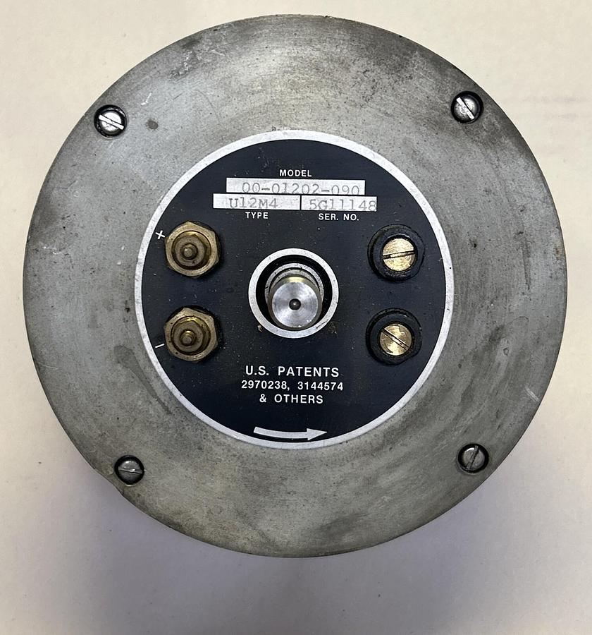 Used KOLLMORGEN,00-01202-090,SERVO MOTOR