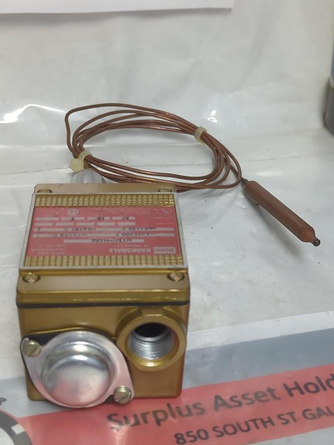 BARKSDALE,MT1H-H152,GOLD LINE TEMPERATURE SWITCH -65+135F NOS