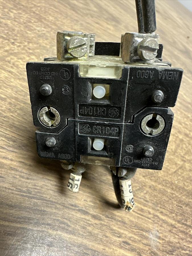 Used GE,104P,2 Position onoff Switch