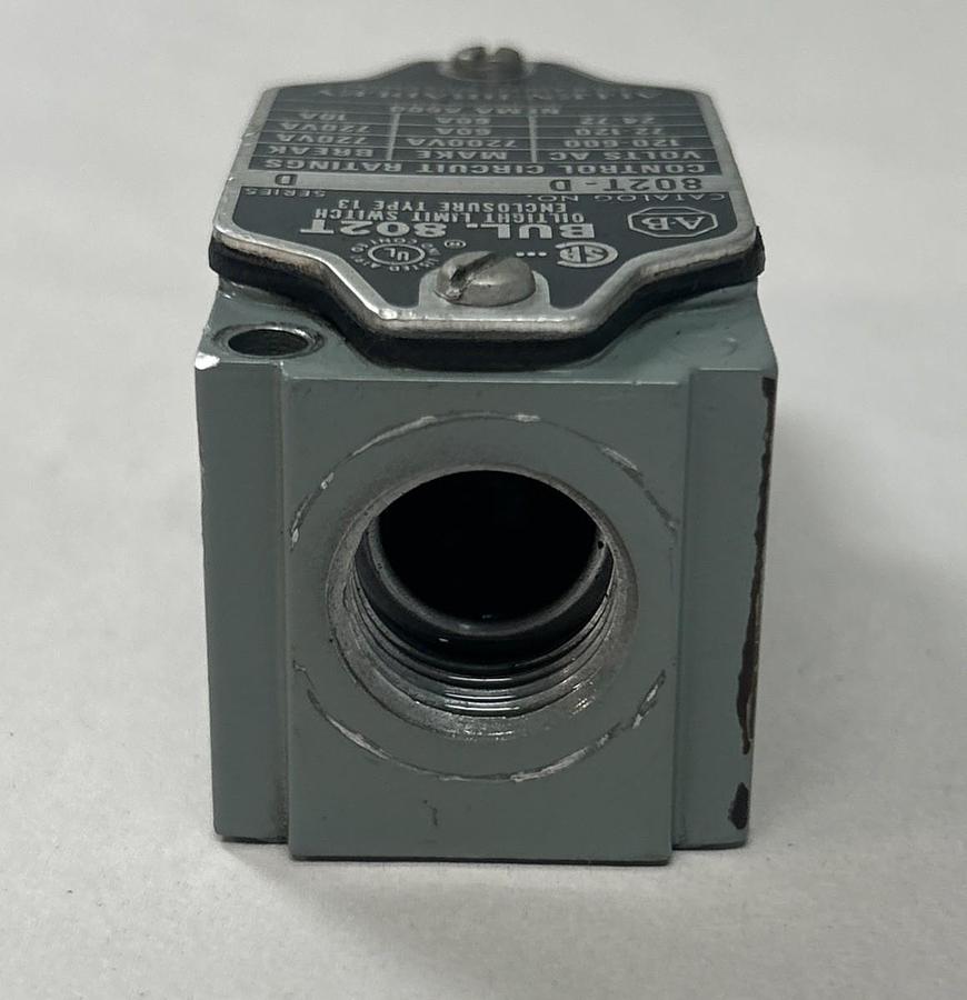 Used ALLEN BRADLEY,802T-D,OILTIGHT LIMIT SWITCH