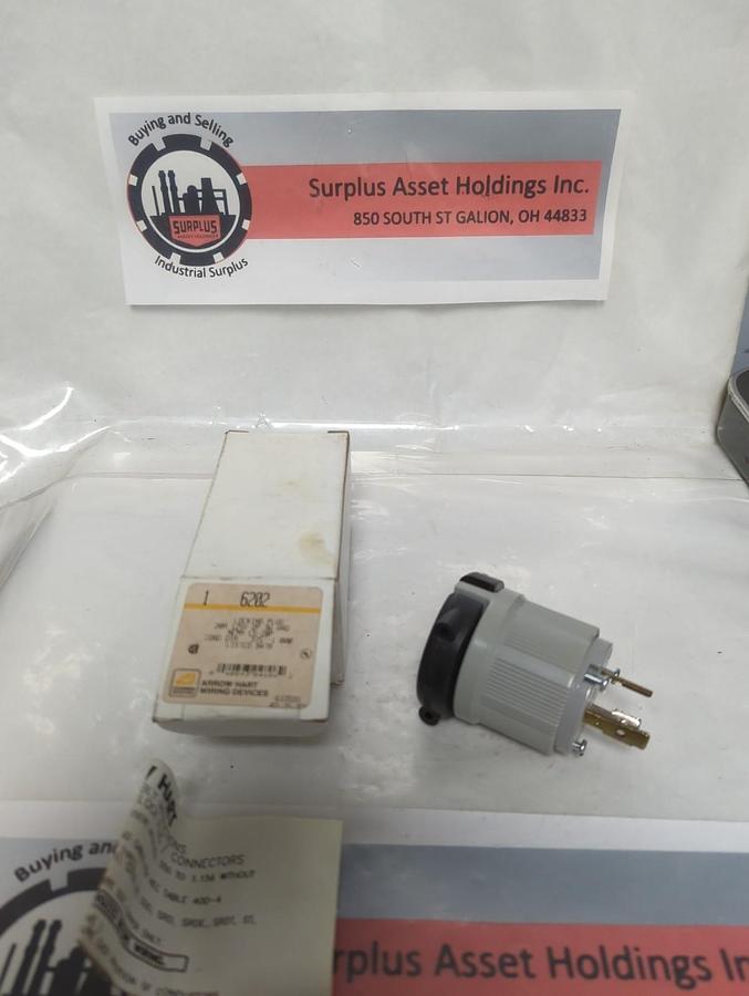 ARROW HART,6202,LOCKING PLUG NEMA L5-20P 125V 20A 2P 3W NOS