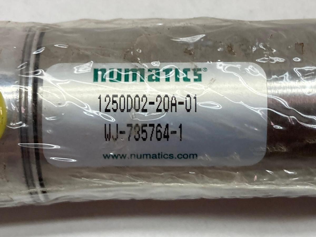 Used Numatics,1250D02-20A-01,Double Acting Pneumatic Cylinder