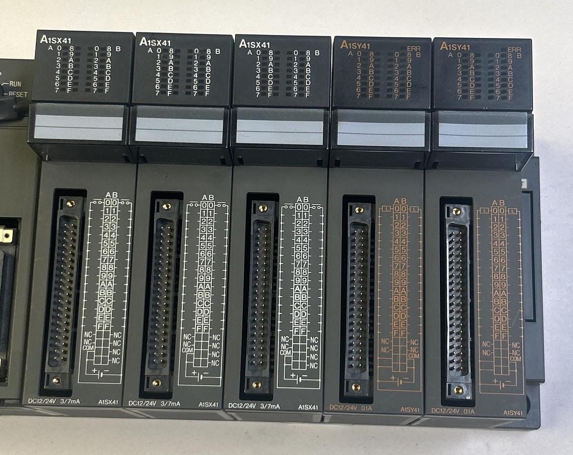 Used MITSUBISHI,A1SJHCPU,CPU UNIT W/ A1SX41 / A1SY41 MODULES
