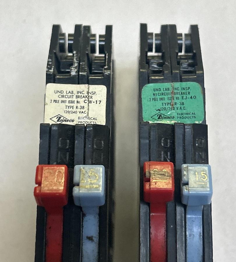 Used ZINSCO,R-38,TANDEM CIRCUIT BREAKER 15/20A 120/240V 2P LOT OF 2