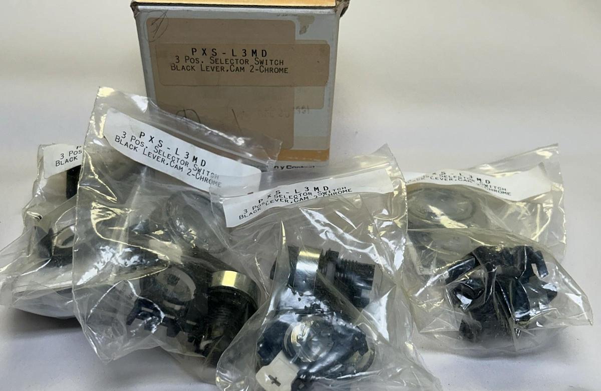 AGUT,PXS-L3MD,SELECTOR SWITCH LOT OF 4 NOS