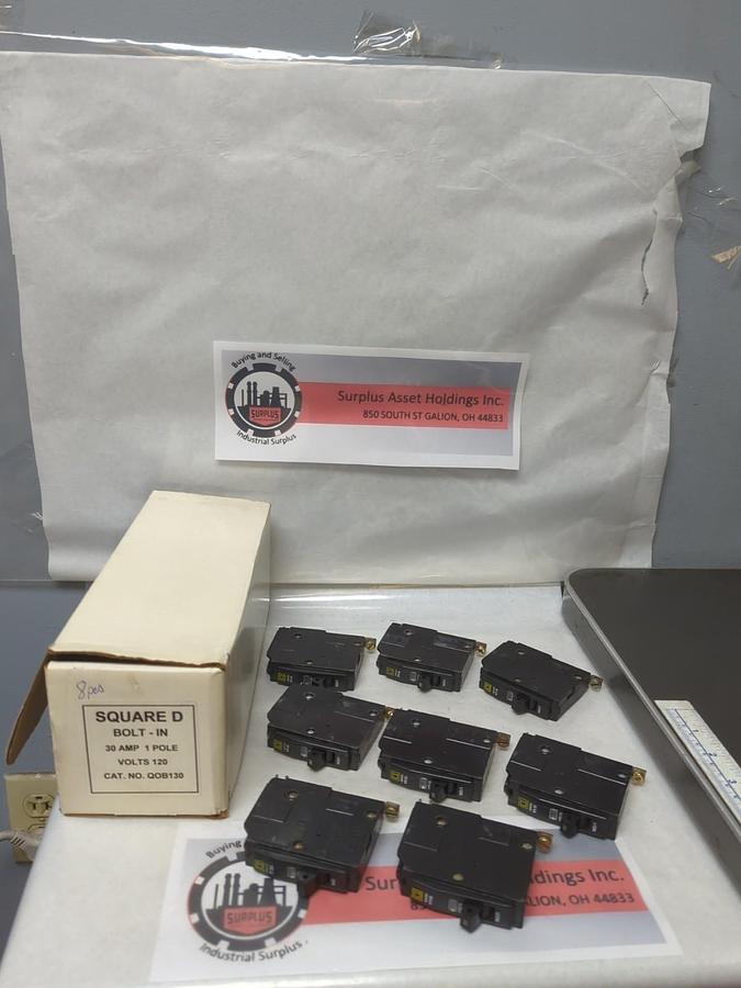 Used SQUARE D,Q0B130,CIRCUIT BREAKER 30 AMP 1-POLE LOT OF 8 PRE-OWNED