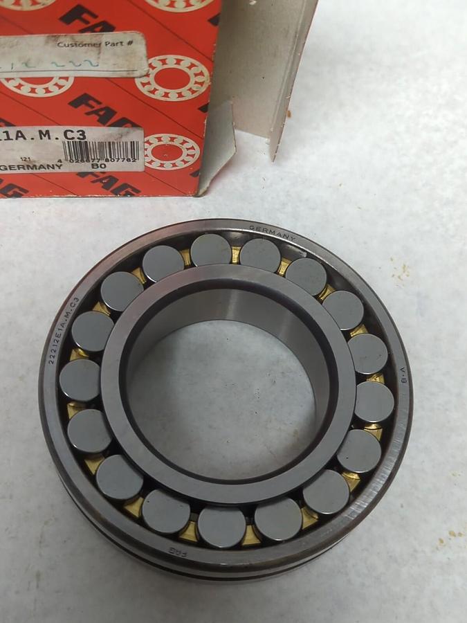 FAG,22212E1A.M.C3,SPHERICAL ROLLER BEARING 60 X 110 X 28 MM NOS