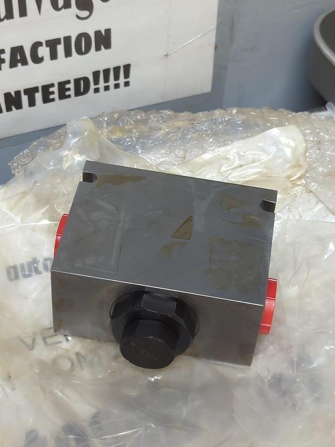 OILGEAR,HSSCV800/CK1  10-C,CHECK SHUTTLE VALVE NOS