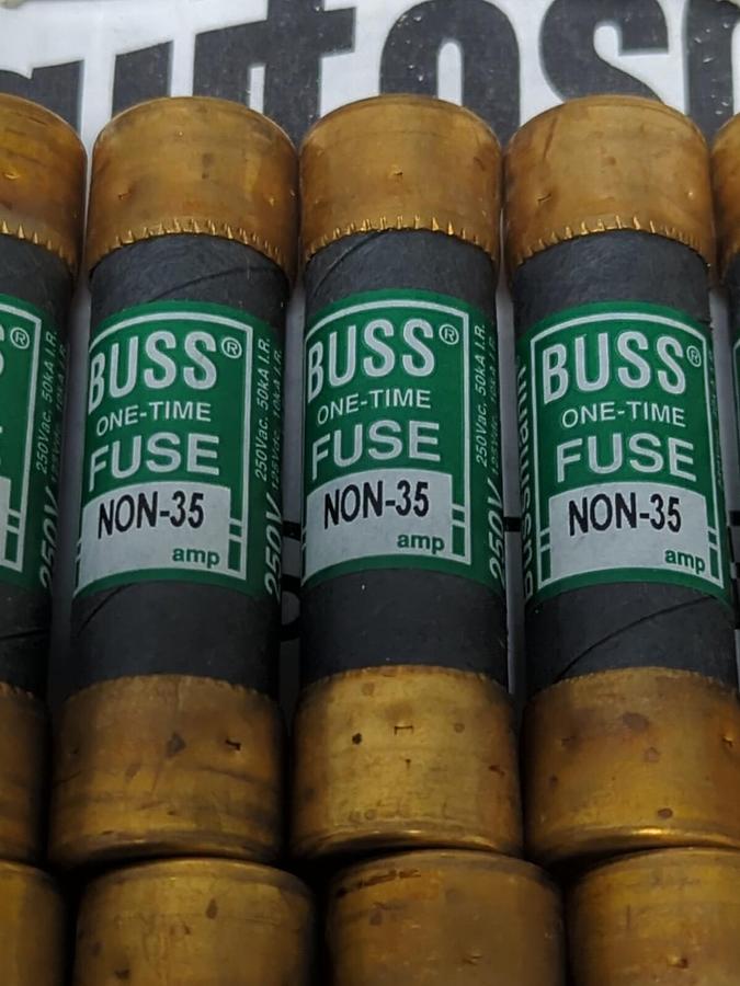 COOPER BUSSMANN,NON-35,ONE TIME 35 AMP FUSES BOX OF 10 NEW